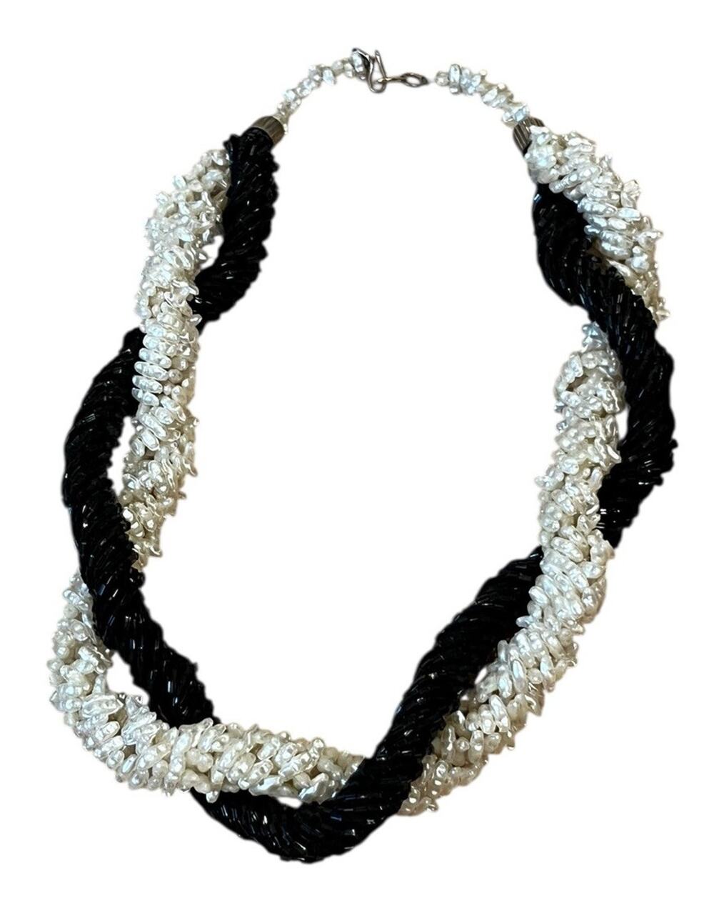 VTG Necklace Multi Strand White Seed Bead & Black Beads 17 Inch